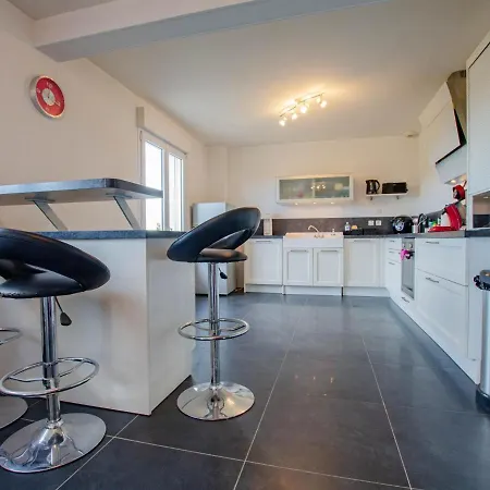 Holiday home Saint-remy-sous-barbuise, 5 Pieces, 7 Personnes - Fr-1-543-247 Saint-Remy-Sous-Barbuise